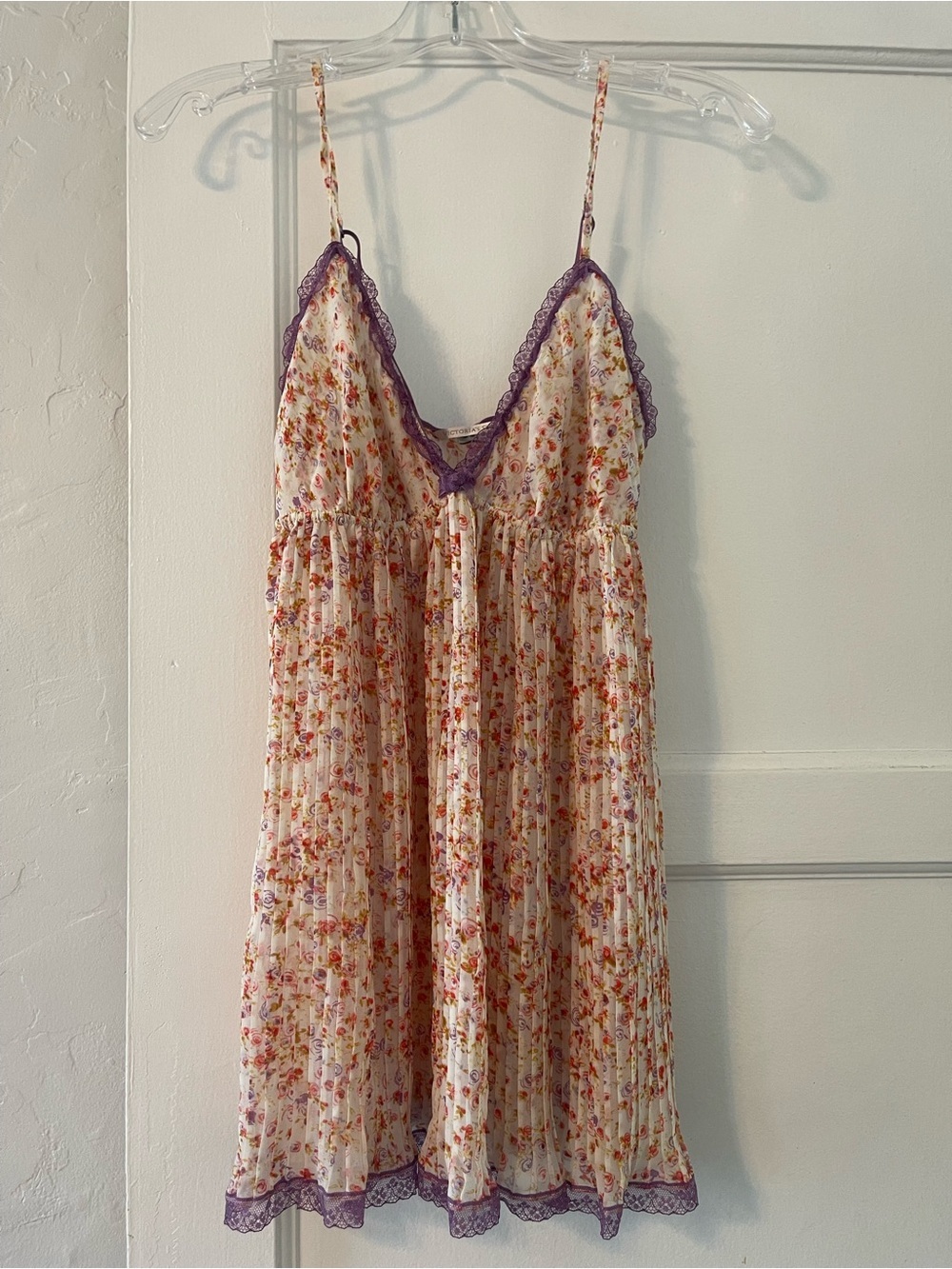Vintage Victorias Secret Floral Lace-Trim rare slip dress